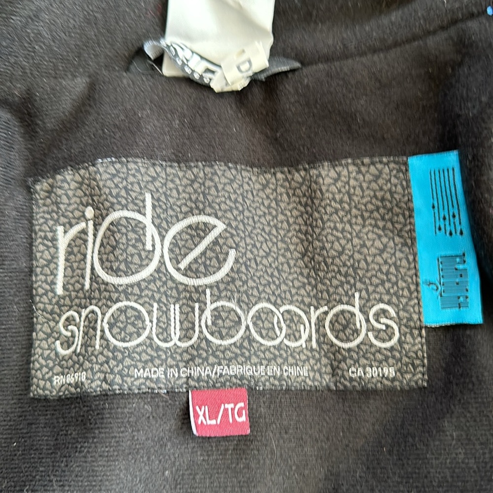 Ride snowboards jacket - Picture 6 of 16